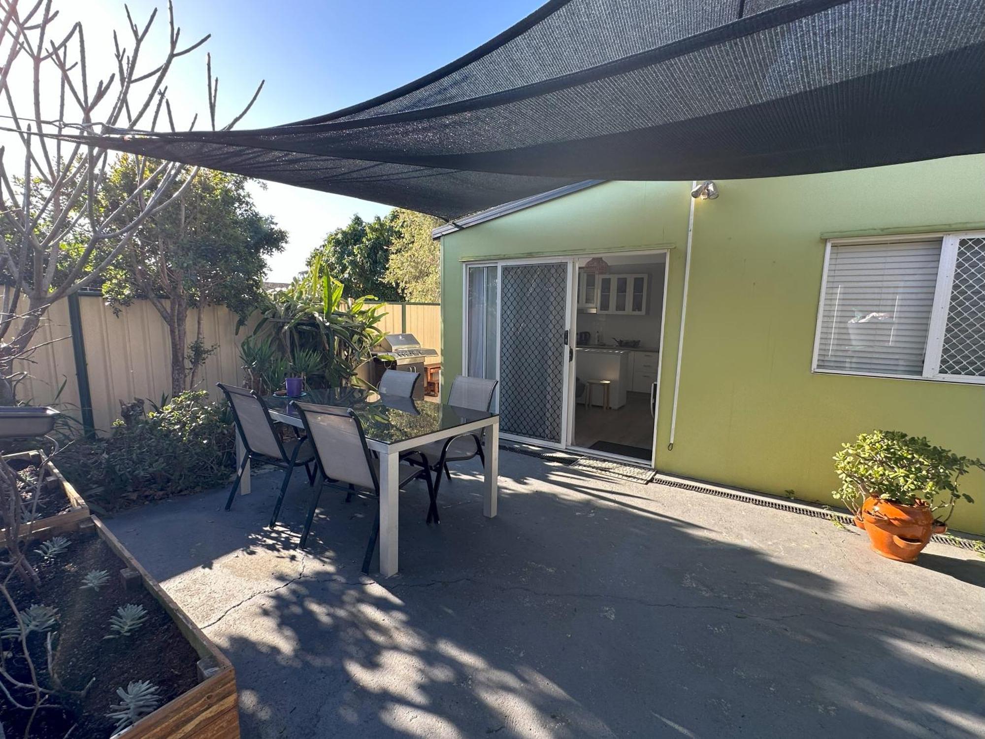 Zen Escape Guest House " Location 2" - Zen Garden Tiny Home, Nooky Studio Brisbane Exterior photo