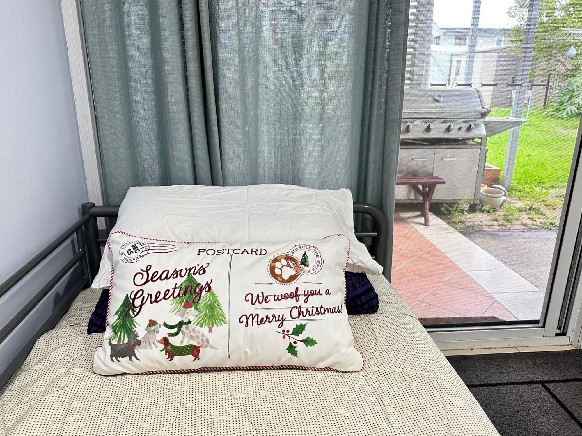 Zen Escape Guest House " Location 2" - Zen Garden Tiny Home, Nooky Studio Brisbane Exterior photo