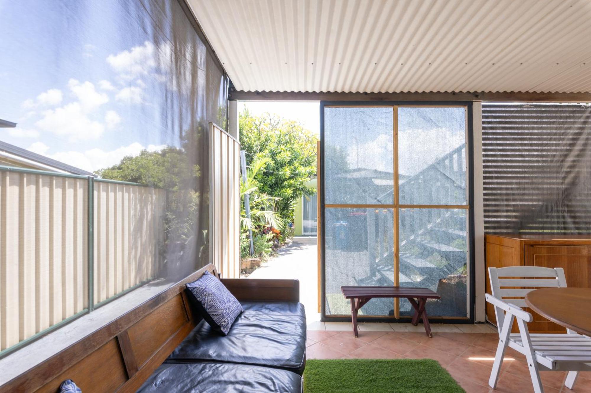 Zen Escape Guest House " Location 2" - Zen Garden Tiny Home, Nooky Studio Brisbane Exterior photo